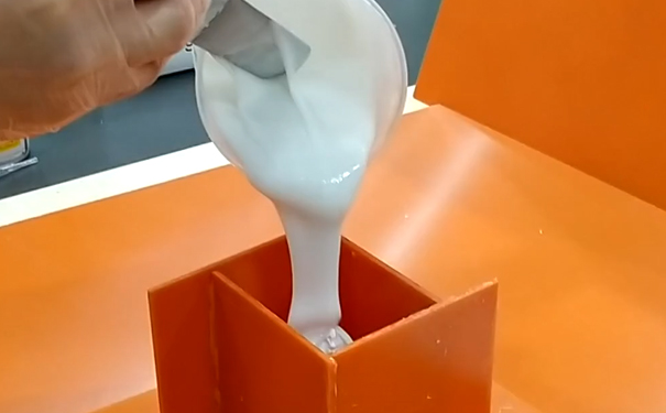 模具硅橡膠灌模時(shí)間是什么？