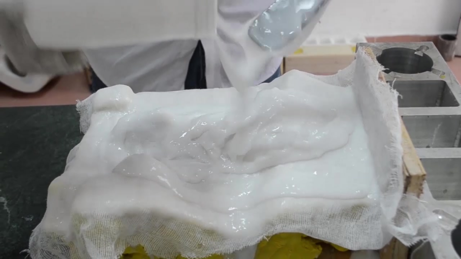 模具硅膠刷模如何使用，有什么需要注意的 ？