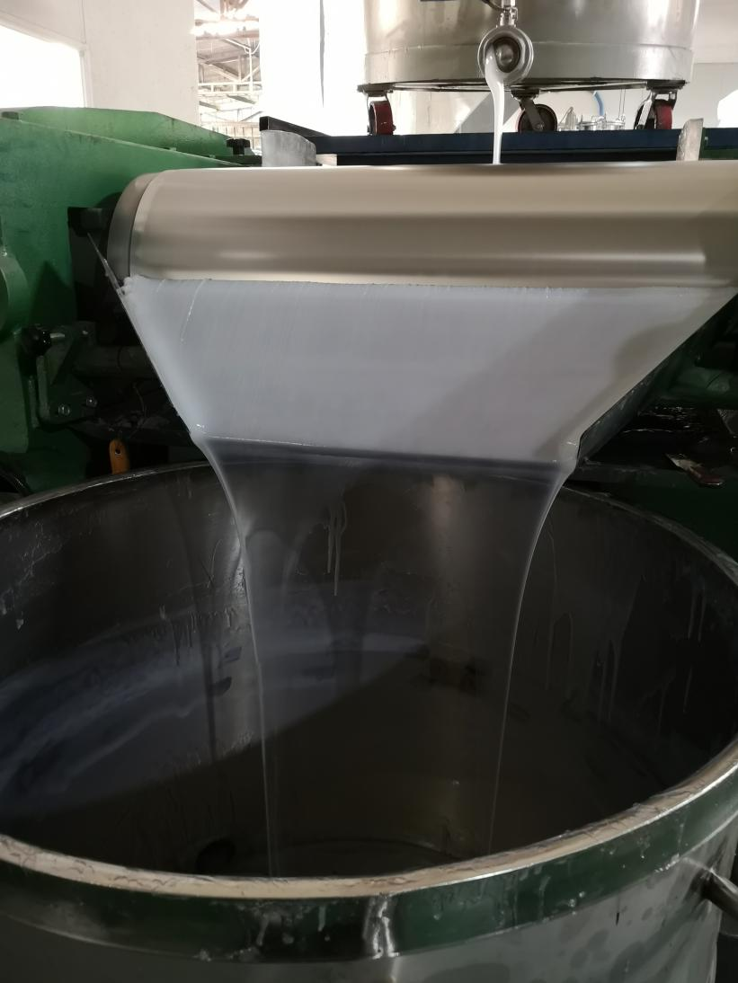 影響模具硅膠粘性因素有哪些？